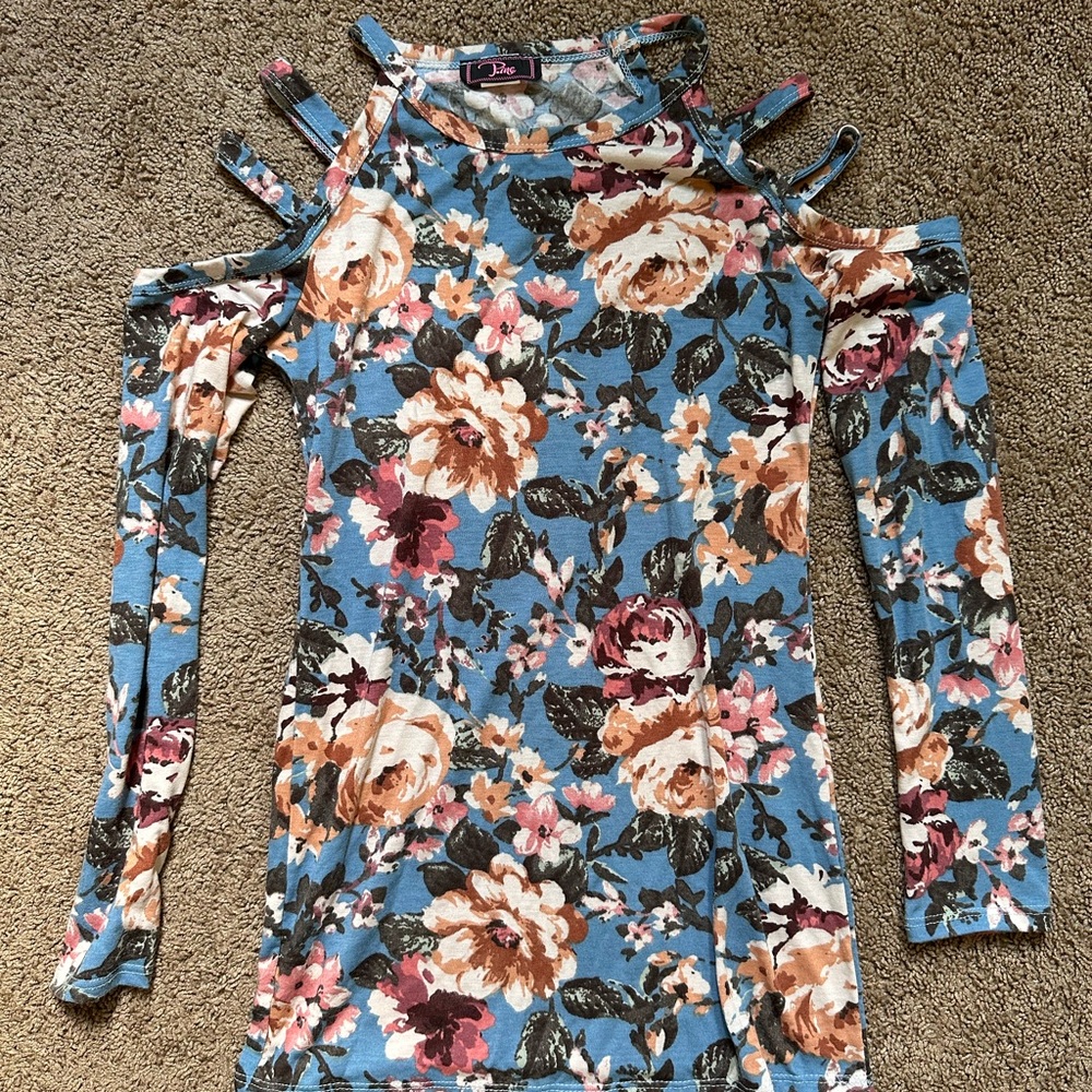 Floral Cold Shoulder Top